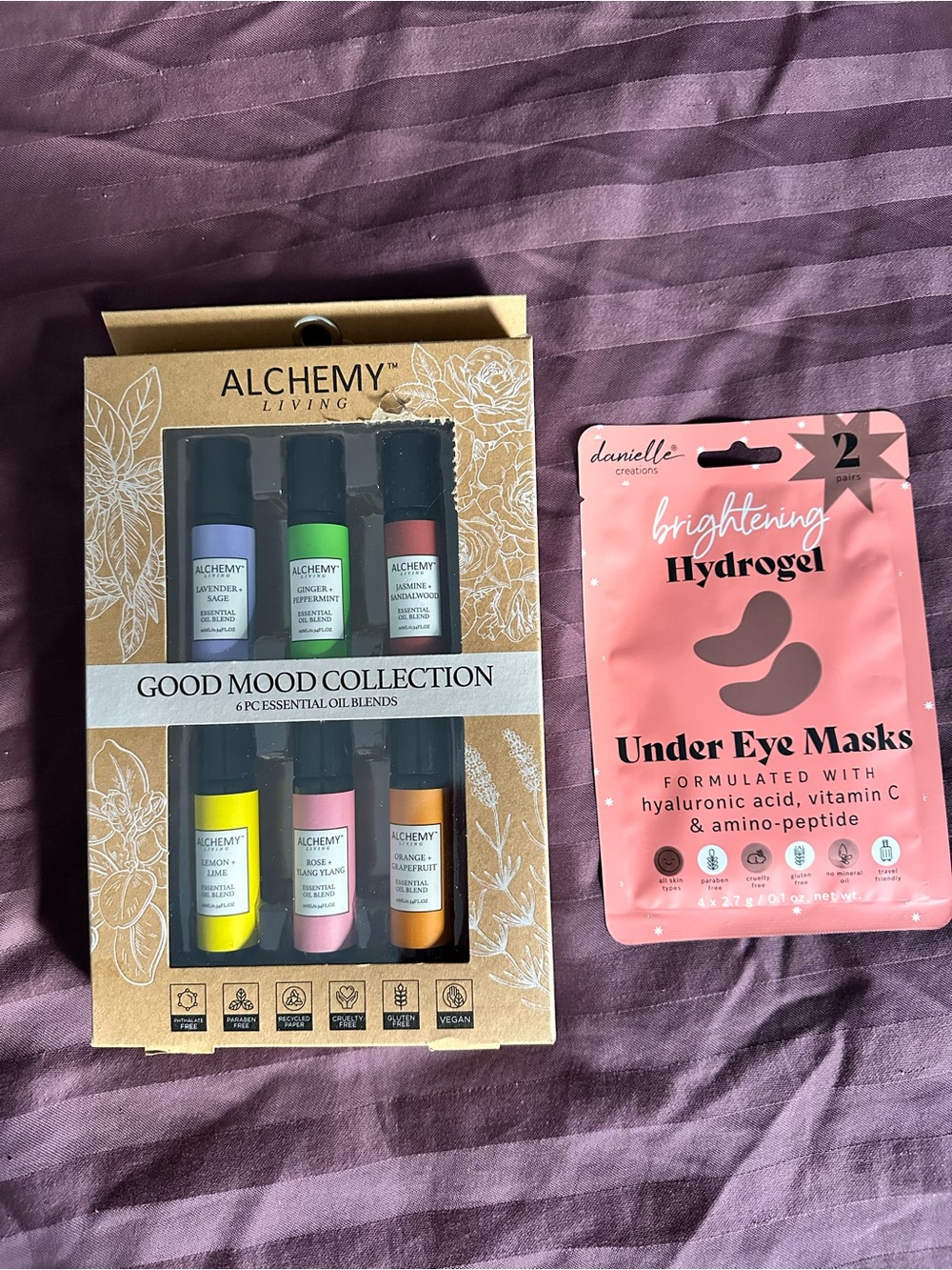 Good Mood Collection Women’s Skincare Set - Purple